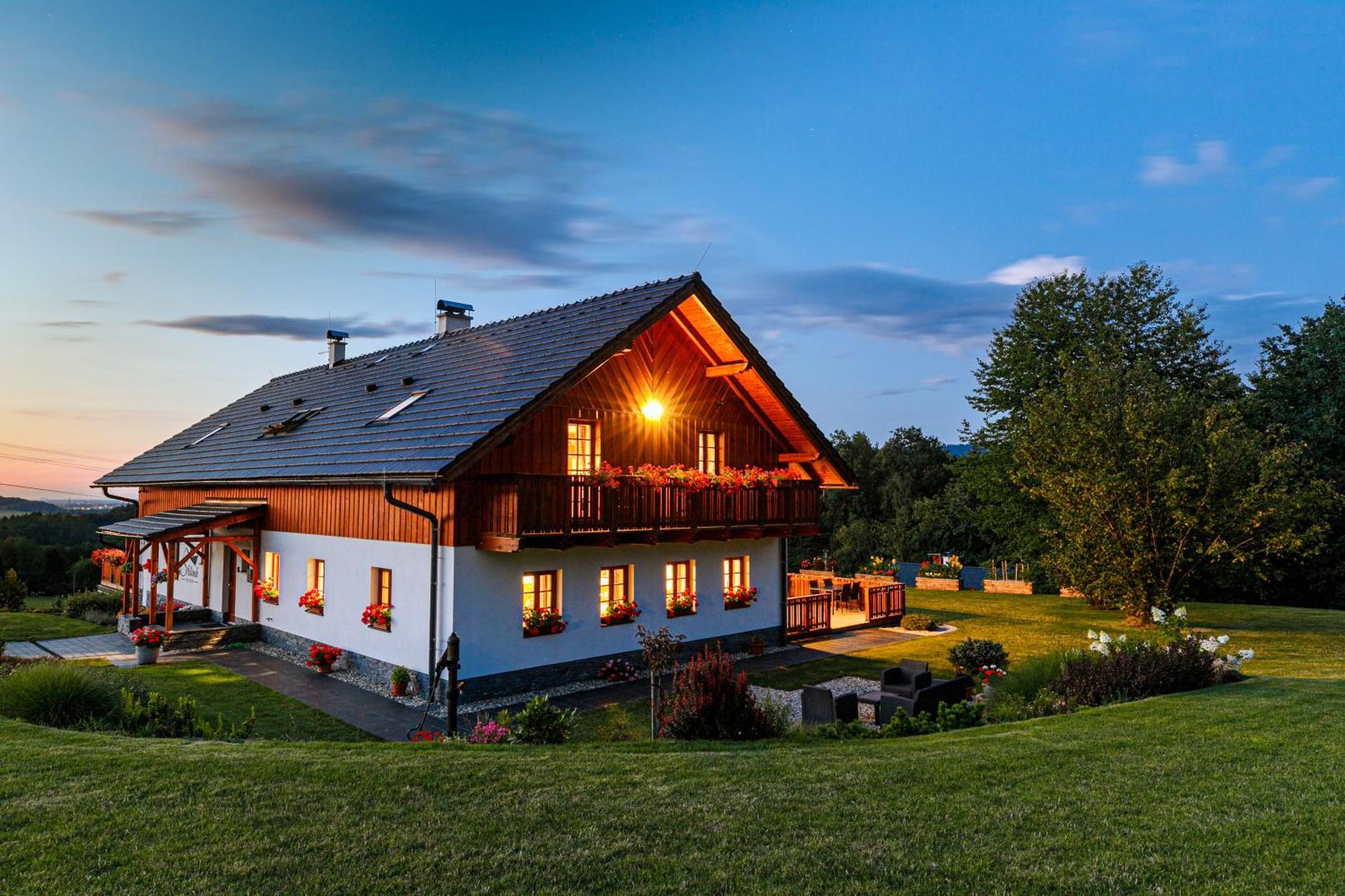 Penzion Stribrnik Krásná Buitenkant foto